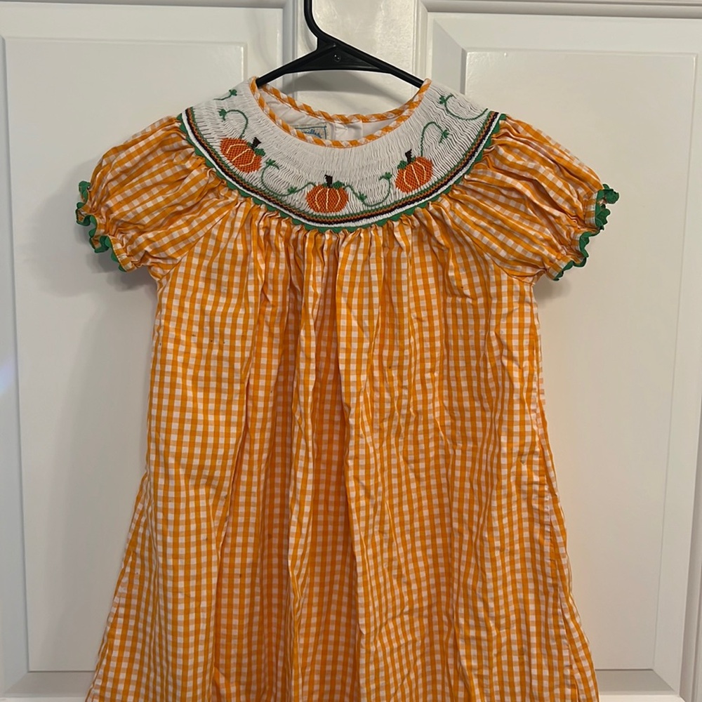 Smocked, pumpkin for Halloween dress Bishop play condition size 6